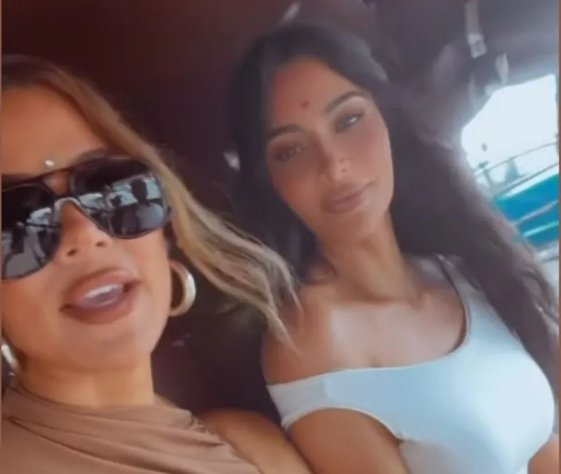 Instagram
Kim Kardashian and her sister Khloe were seen taking a ride on a tuk-tuk in the city