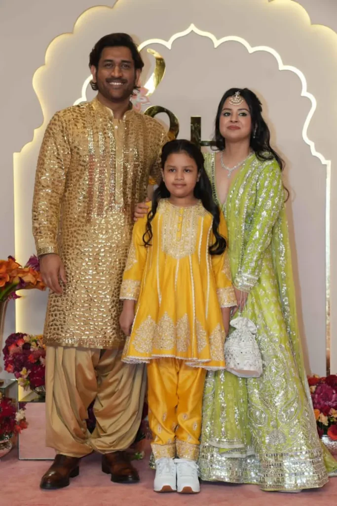 Reliance
Former Indian cricket team captain MS Dhoni arrived with his family