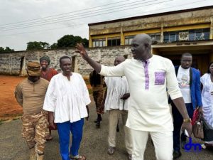 Oti Regional Minister pledges to revive kente and batakari weaving shop at Kete-Krachi prisons