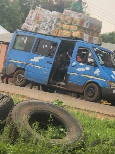 Overloaded Sprinter Van Raises Safety Concerns in Saboba
