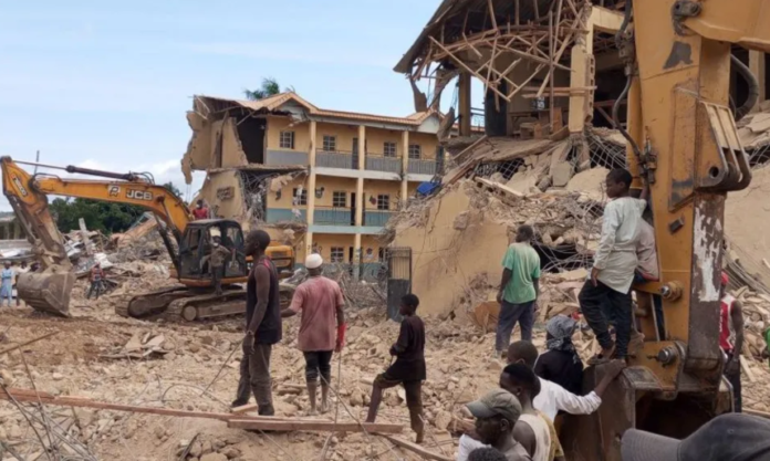 School building collapse in Nigeria leaves several dead, over 100 trapped